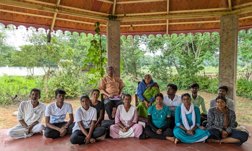 எல்லோருக்குள்ளும் நிறைந்திருக்கும் காந்தி!