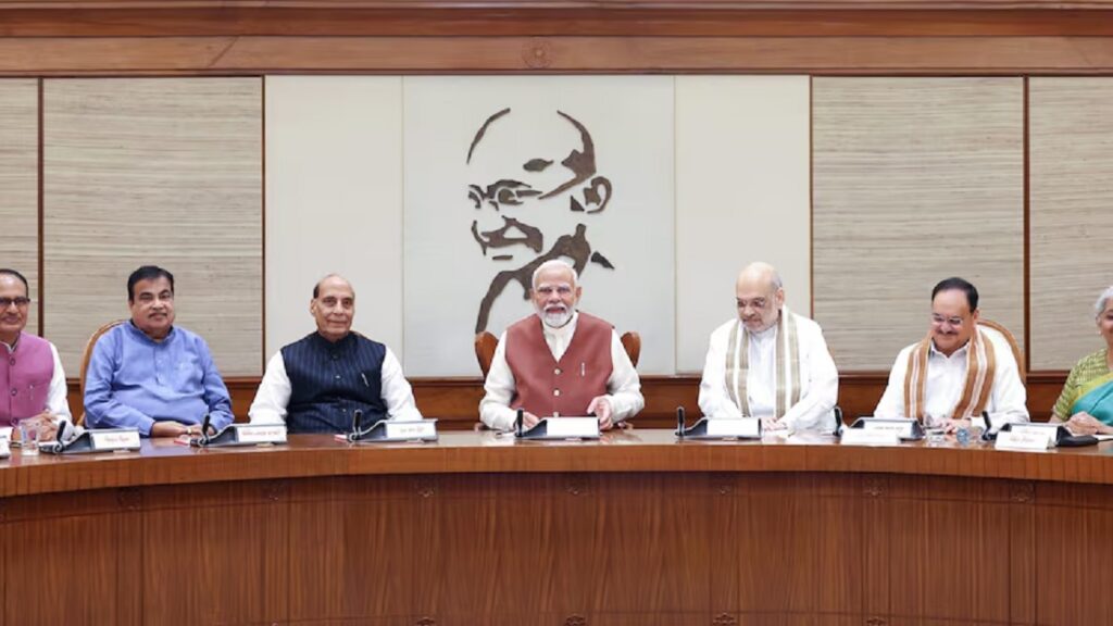 பாகிஸ்தானியர்கள் 48 மணி நேரத்திற்குள் இந்தியாவை விட்டு வெளியேற வேண்டும் என வெளியுறவுத் துறை செயலாளர் விக்ரம் மிஸ்ரி தெரிவித்துள்ளார்.