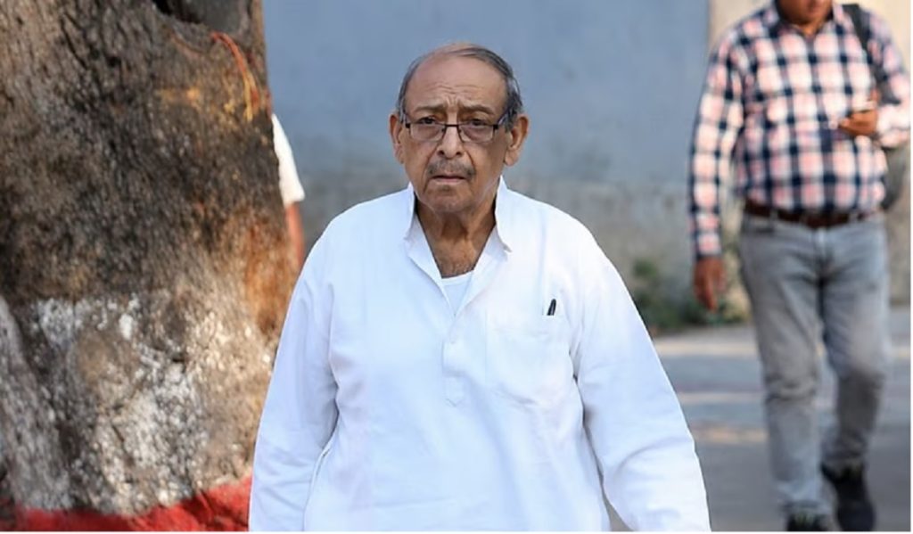 முதுமையிலும் விடாமுயற்சி!