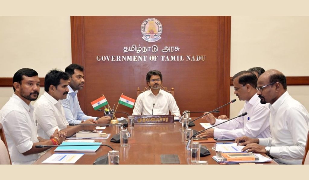 தவெக அரசில் யார் முடிவெடுக்கிறார்கள்?